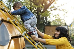Outdoor safety tips for toddlers